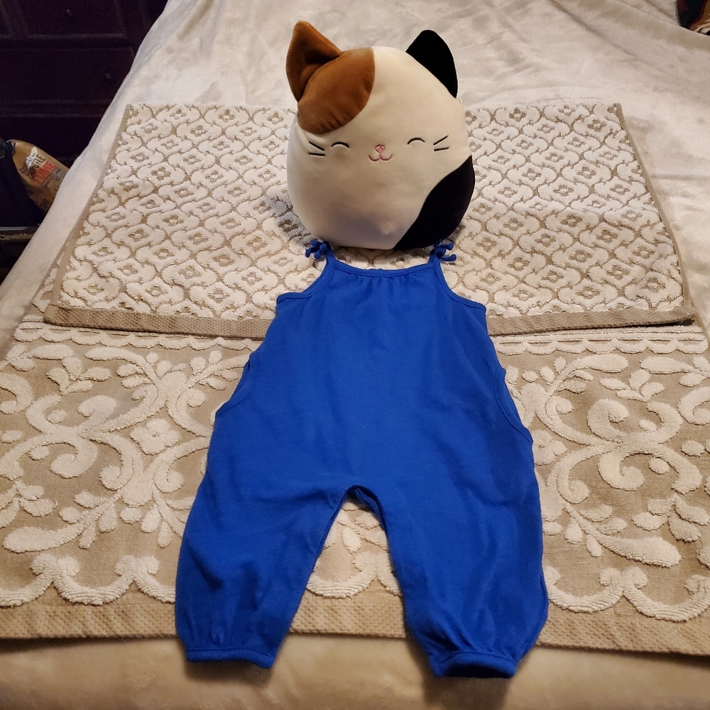 Baby Gap jumpsuit with side pockets